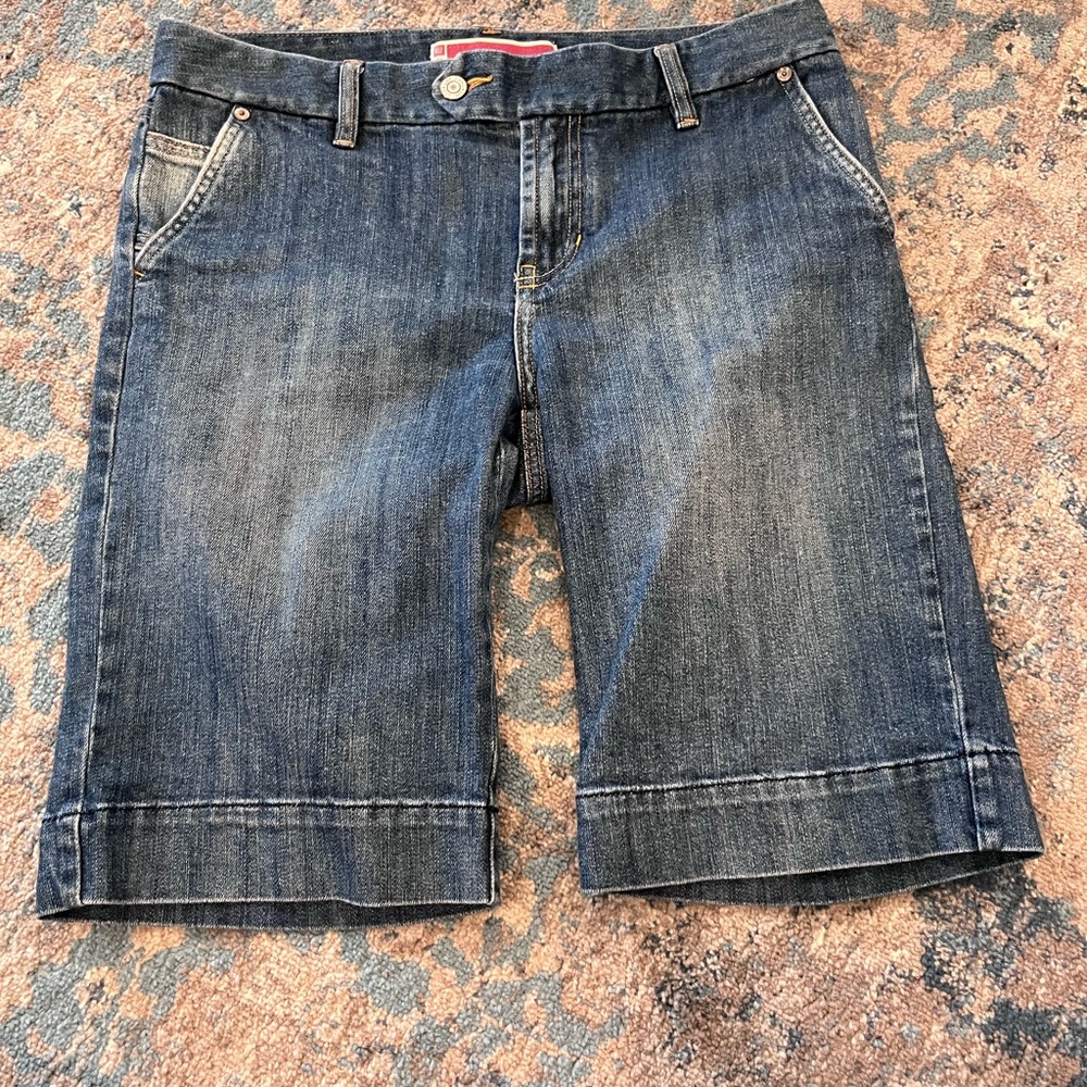 GAP Jean Bermuda Shorts Size 4